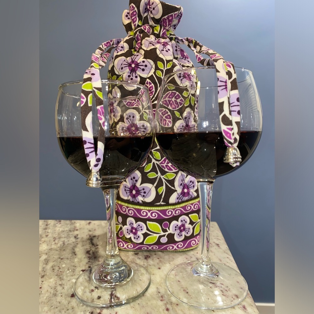 VERA BRADLEY | Purple Floral Draw String Wine Bag - Picture 6 of 17